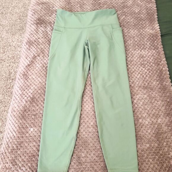 Old Navy Active Leggings - Picture 1 of 7